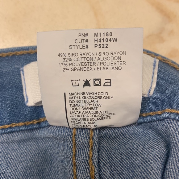 Vibrant Women's Juniors Bell Bottom High Waist Fitted Denim Jeans, size 13. - Picture 7 of 7